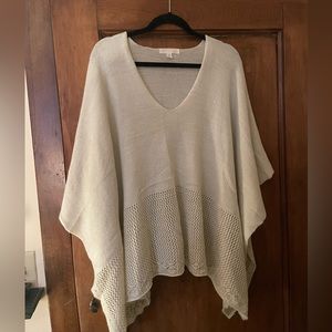 Francesca’s poncho. Suddle shimmer. One size fits all.
